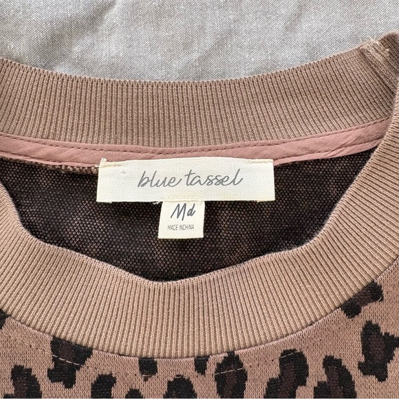 ANTHRO Blue Tassel Balloon Sleeve Cheetah Sweatshirt MED - Picture 3 of 8